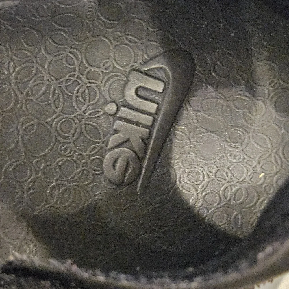 Nike Sunray Protect‎ 3 Toddler Sandals Size 9.5C Black White Hook Loop